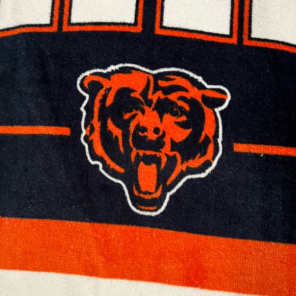 CHICAGO BEARS BEACH TOWEL 30" X 60" NWT LICENSED NFL MERCH COTTON - Picture 3 of 5